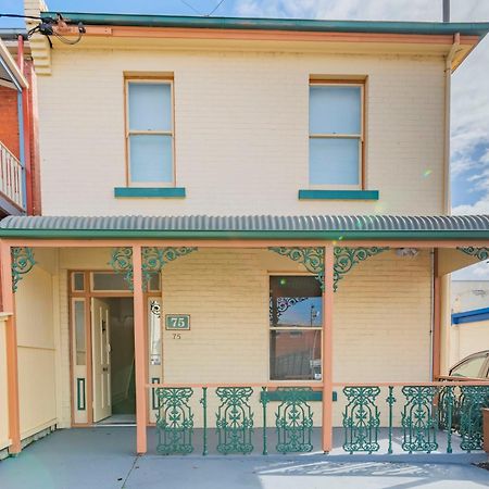 4 Bedroom House - Hobart Cbd - Free Parking - Free Wifi Exterior photo
