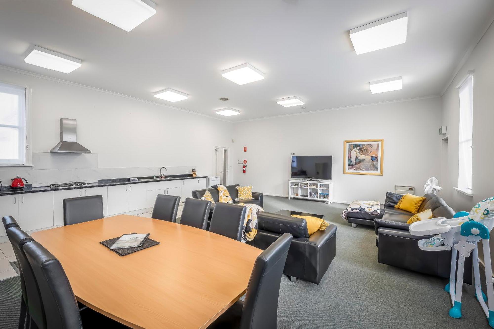 4 Bedroom House - Hobart Cbd - Free Parking - Free Wifi Exterior photo