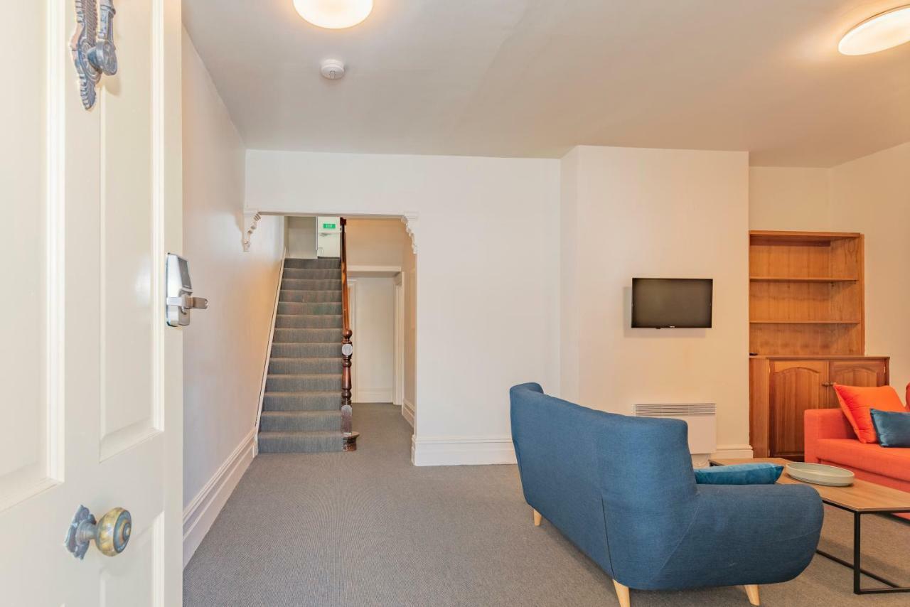 4 Bedroom House - Hobart Cbd - Free Parking - Free Wifi Exterior photo